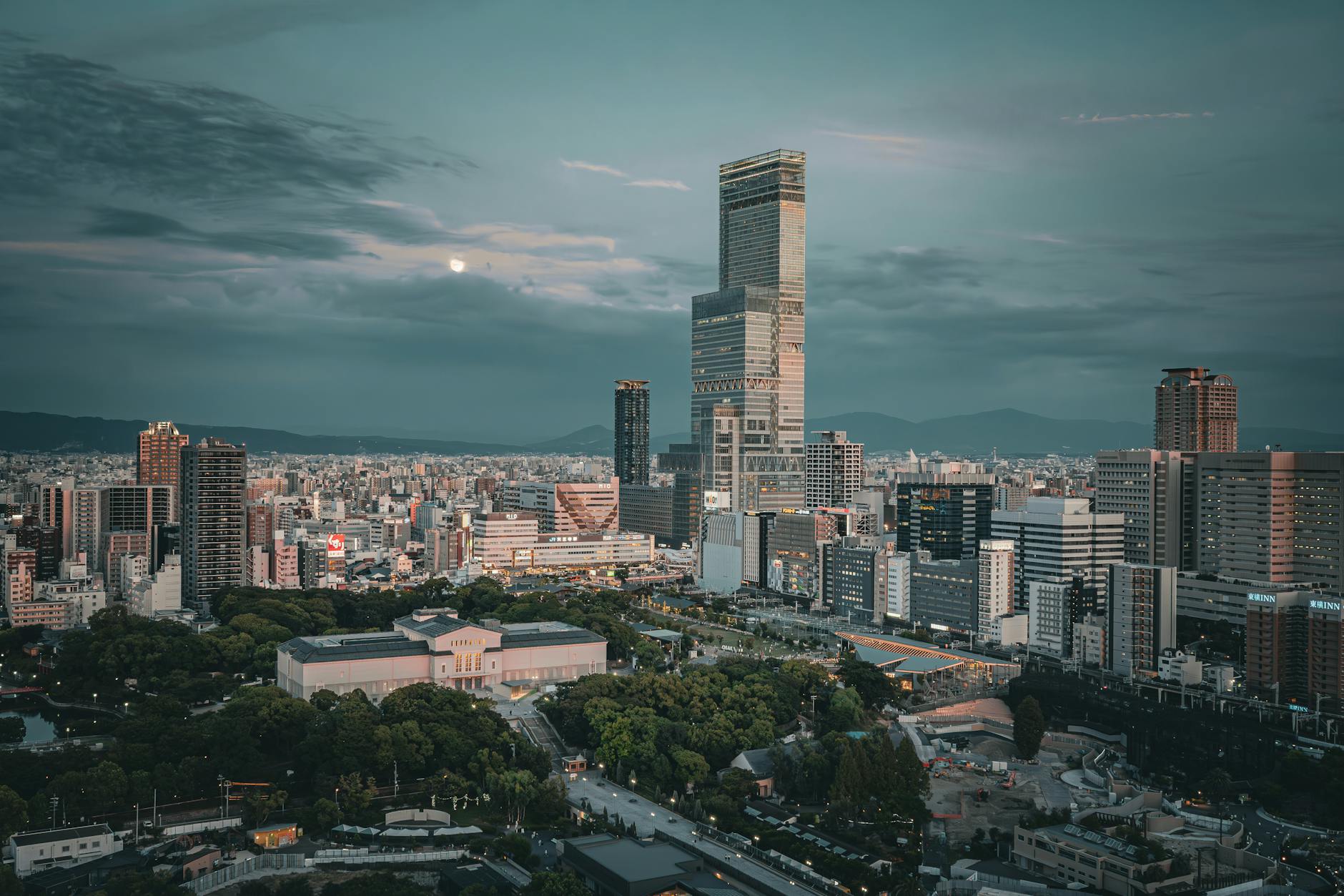 Umeda & Kitashinchi by the Numbers